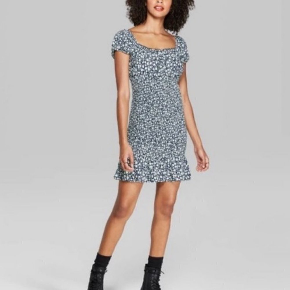 WILD FABLE FLORAL SLEEVES PUFF ELASTIC DRESS MEDIUM